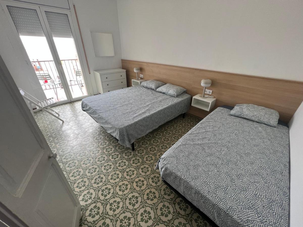 El Bull De Baix A Mar Apartment Torredembarra Ngoại thất bức ảnh