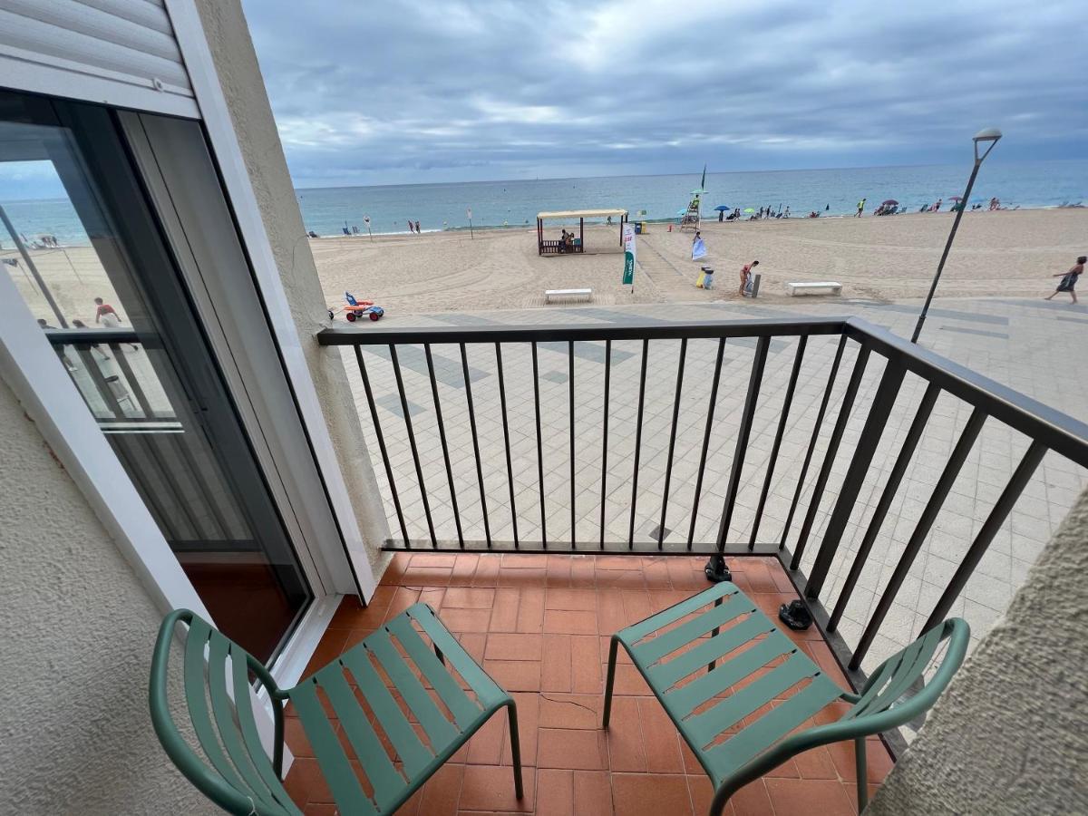 El Bull De Baix A Mar Apartment Torredembarra Ngoại thất bức ảnh